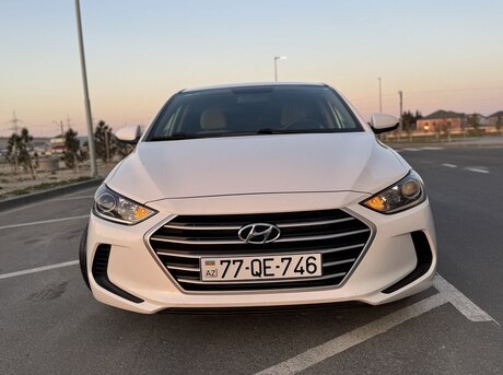 Hyundai Elantra 2017