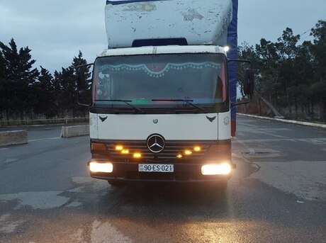Mercedes Atego 817 2000