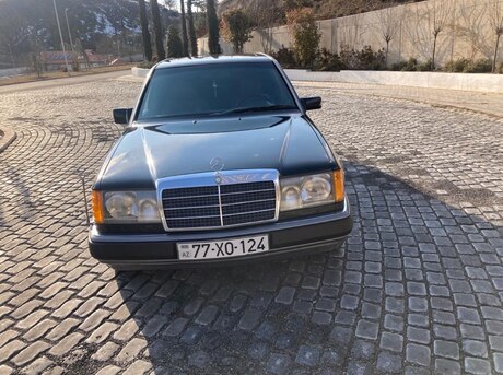 Mercedes E 220 1993