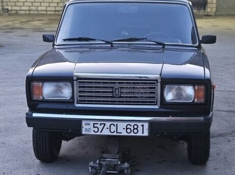 LADA (VAZ) 2107 2011