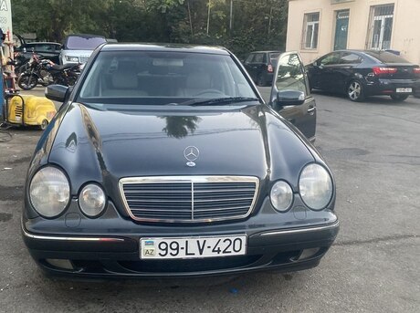 Mercedes E 240 2000