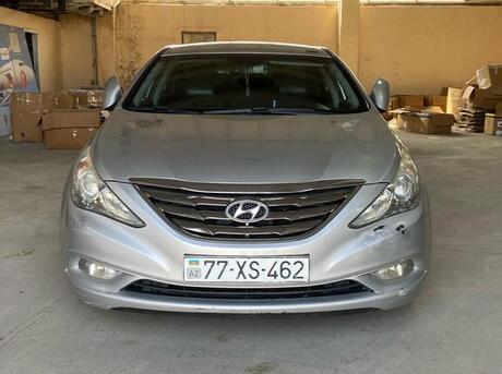 Hyundai Sonata 2011