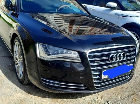 Audi A8 2012