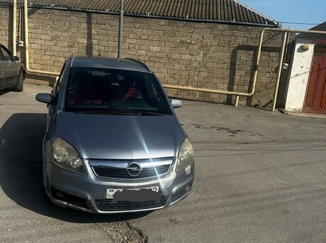 Opel Zafira 2005