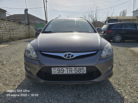 Hyundai i30 2011