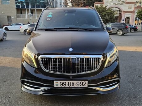 Mercedes V 220 2015