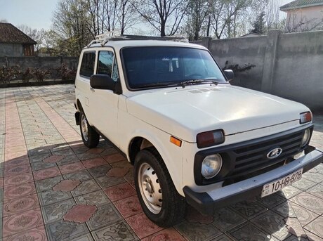 LADA (VAZ) Niva 1998