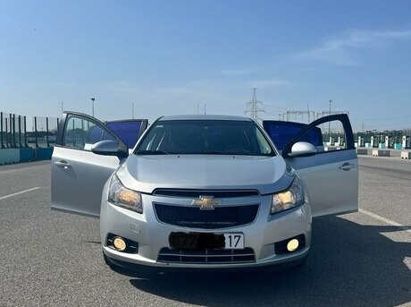 Chevrolet Cruze 2012