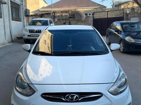 Hyundai Accent 2014