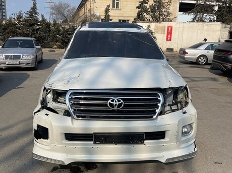 Toyota Land Cruiser 2012