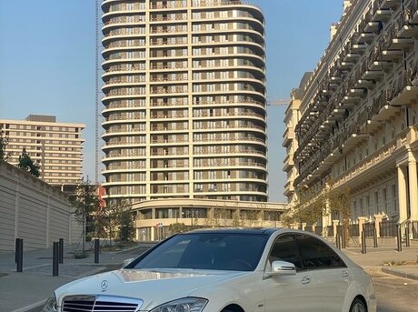Mercedes S 500 2011