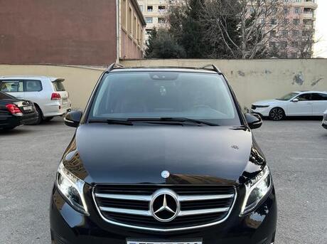 Mercedes V 220 2015
