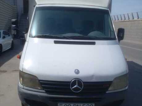 Mercedes Sprinter 513 2001