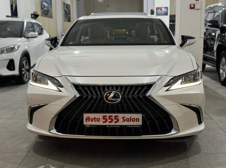 Lexus ES 300h 2022
