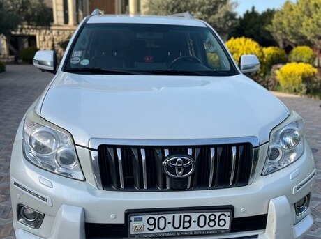 Toyota Land Cruiser Prado 2013