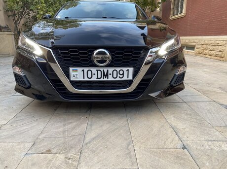 Nissan Altima