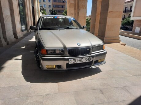 BMW 320 1995