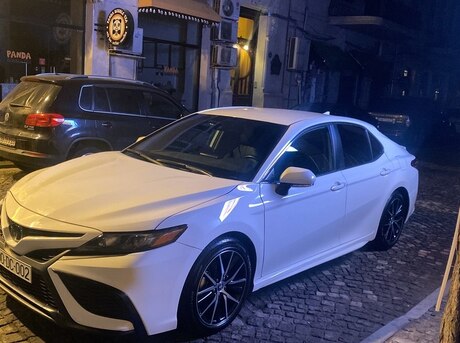 Toyota Camry 2023