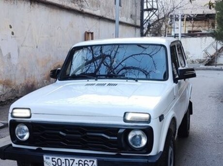 LADA (VAZ) Niva 1990