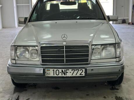 Mercedes E 220 1993