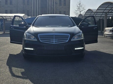 Mercedes S 63 AMG 2008