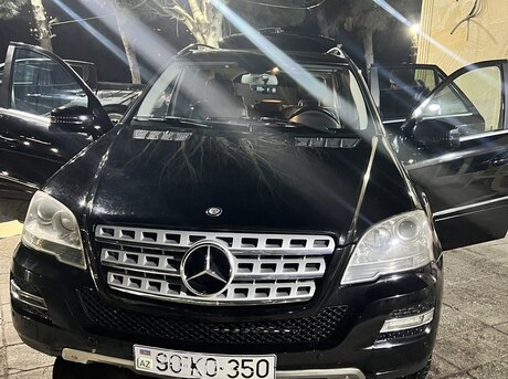 Mercedes ML 350 4MATIC 2011