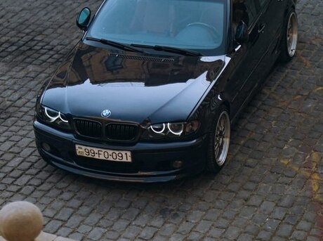 BMW 320