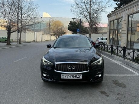Infiniti Q50 2017