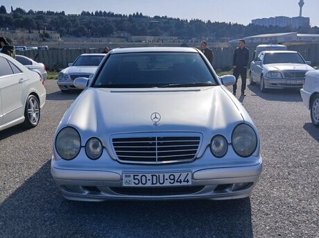 Mercedes E 220 d 2001