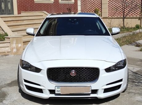 Jaguar XE 2017