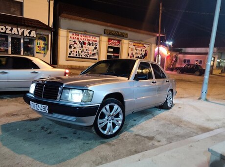 Mercedes 190 1993