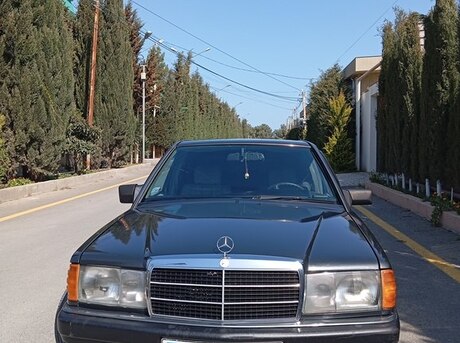 Mercedes 190 1992