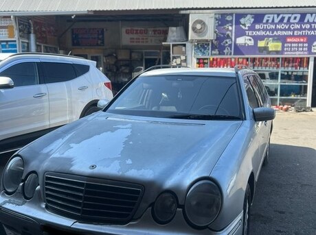 Mercedes E 270 2000