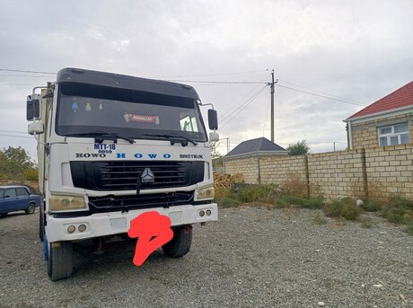 HOWO Sinotruk 2011