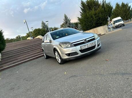 Opel Astra 2004