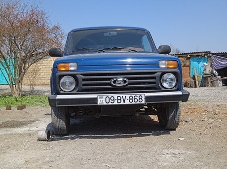 LADA (VAZ) Niva 2013