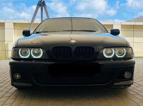 BMW 530 2001