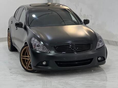Infiniti  2008