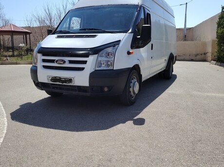 Ford Transit 2012
