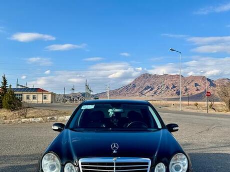 Mercedes E 240 2005