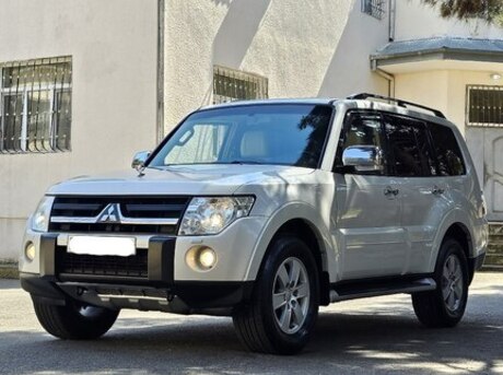 Mitsubishi Pajero 2008