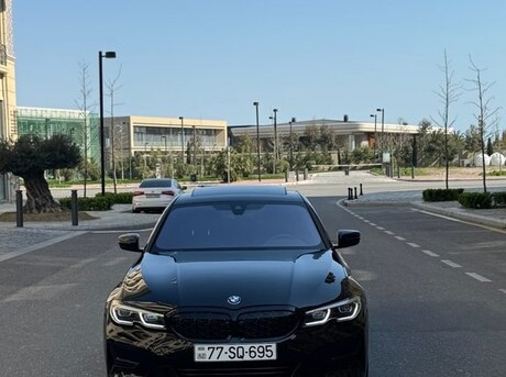 BMW 330 2019