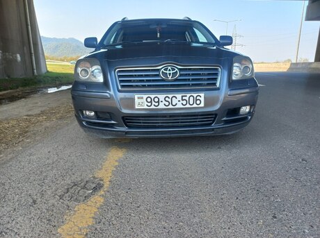 Toyota Avensis 2005