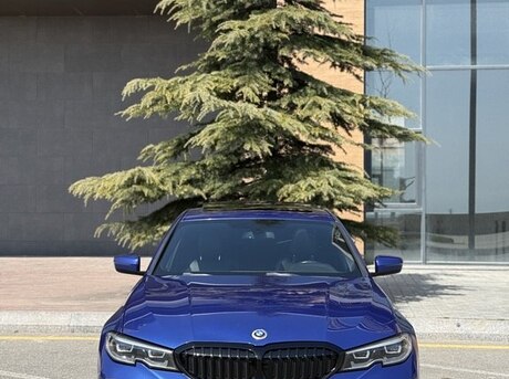 BMW 330 2019