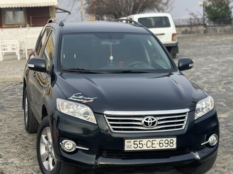 Toyota RAV4 2011