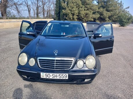 Mercedes E 220 d 2001