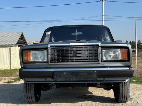 LADA (VAZ) 2107 2011