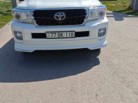 Toyota Land Cruiser 2012