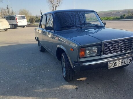 LADA (VAZ) 2107 2010