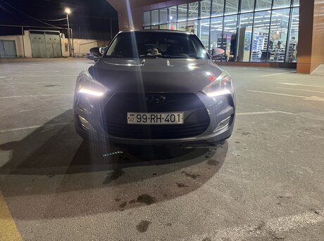 Hyundai Veloster 2012